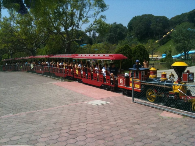 Cruzando el parque